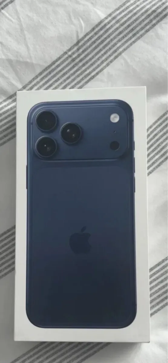 apple iphone 17 pro max 256gn sealed