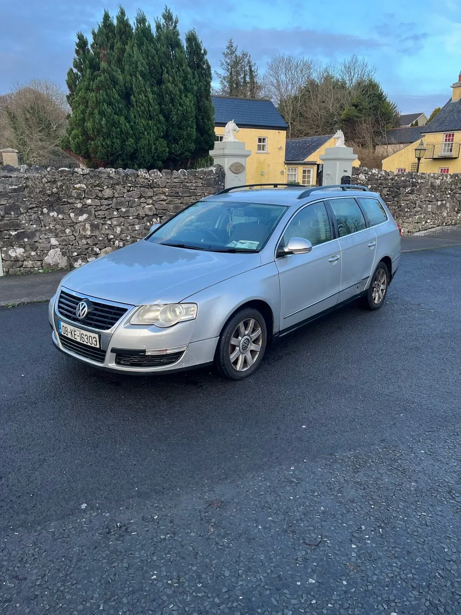 Volkswagen Passat Esate 2008 - Image 1