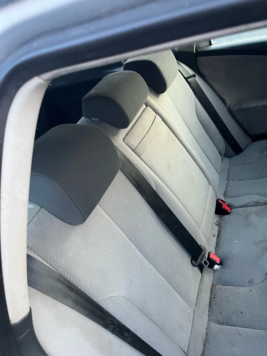 Volkswagen Passat Esate 2008 - Image 4