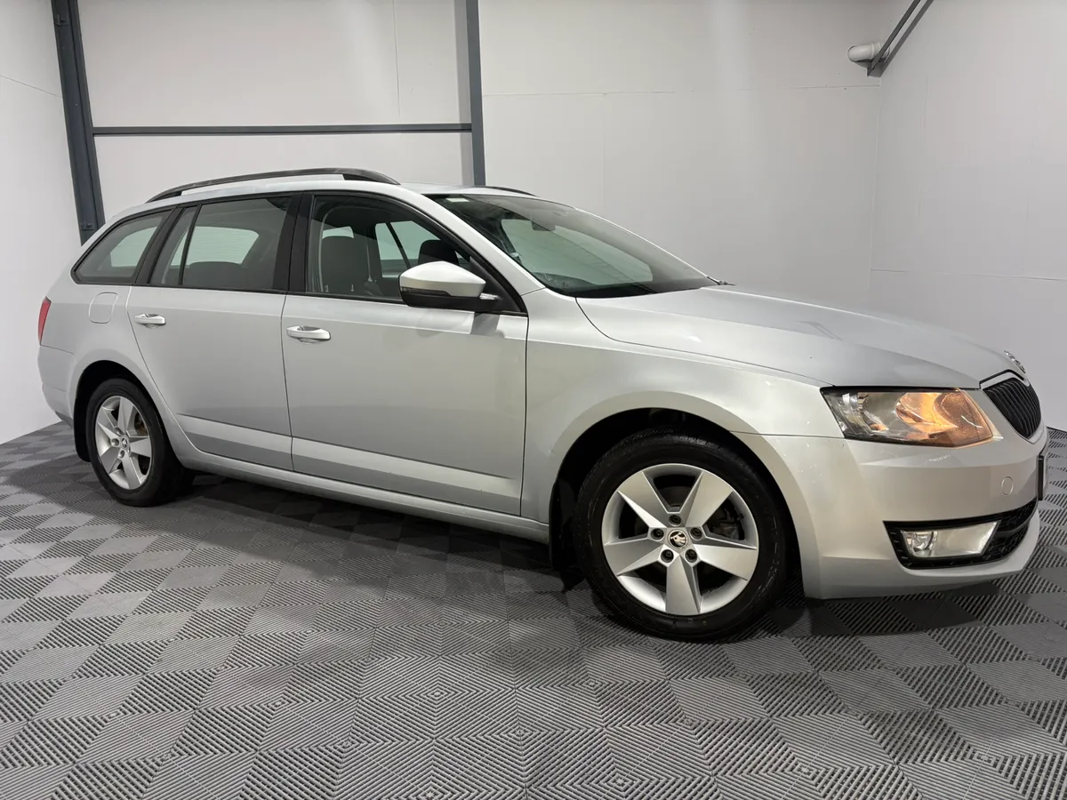 2016 Skoda Octavia Combi Estate 1.6 110 Bhp - Image 1