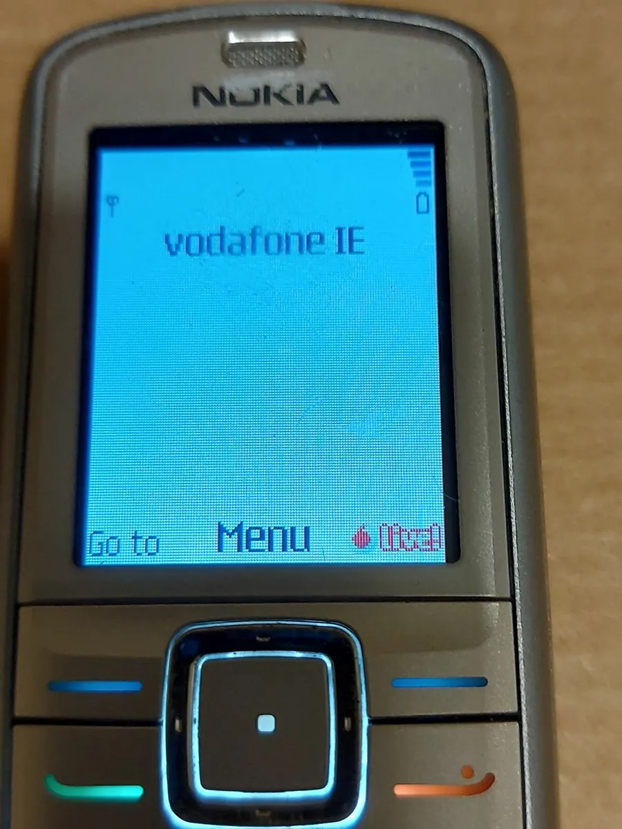 Nokia 6070 mobile phone, vodafone network - Image 2
