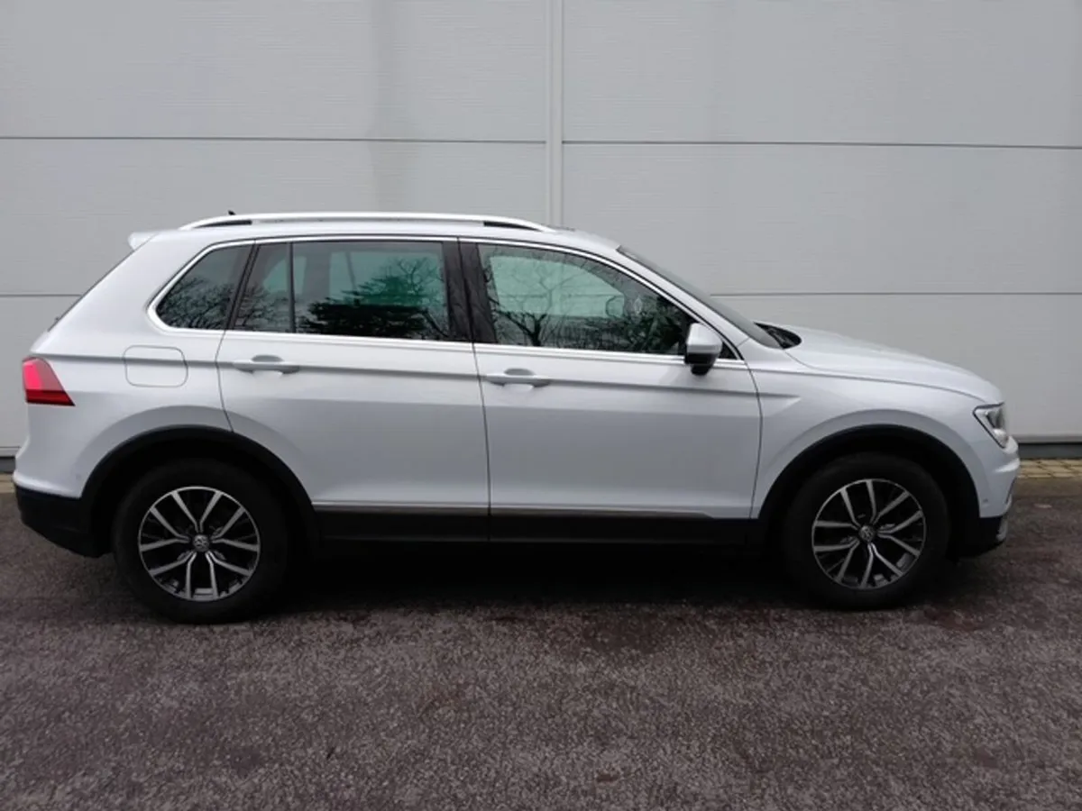 Volkswagen Tiguan 2.0 TDI 150HP Auto DSG Leather I - Image 2