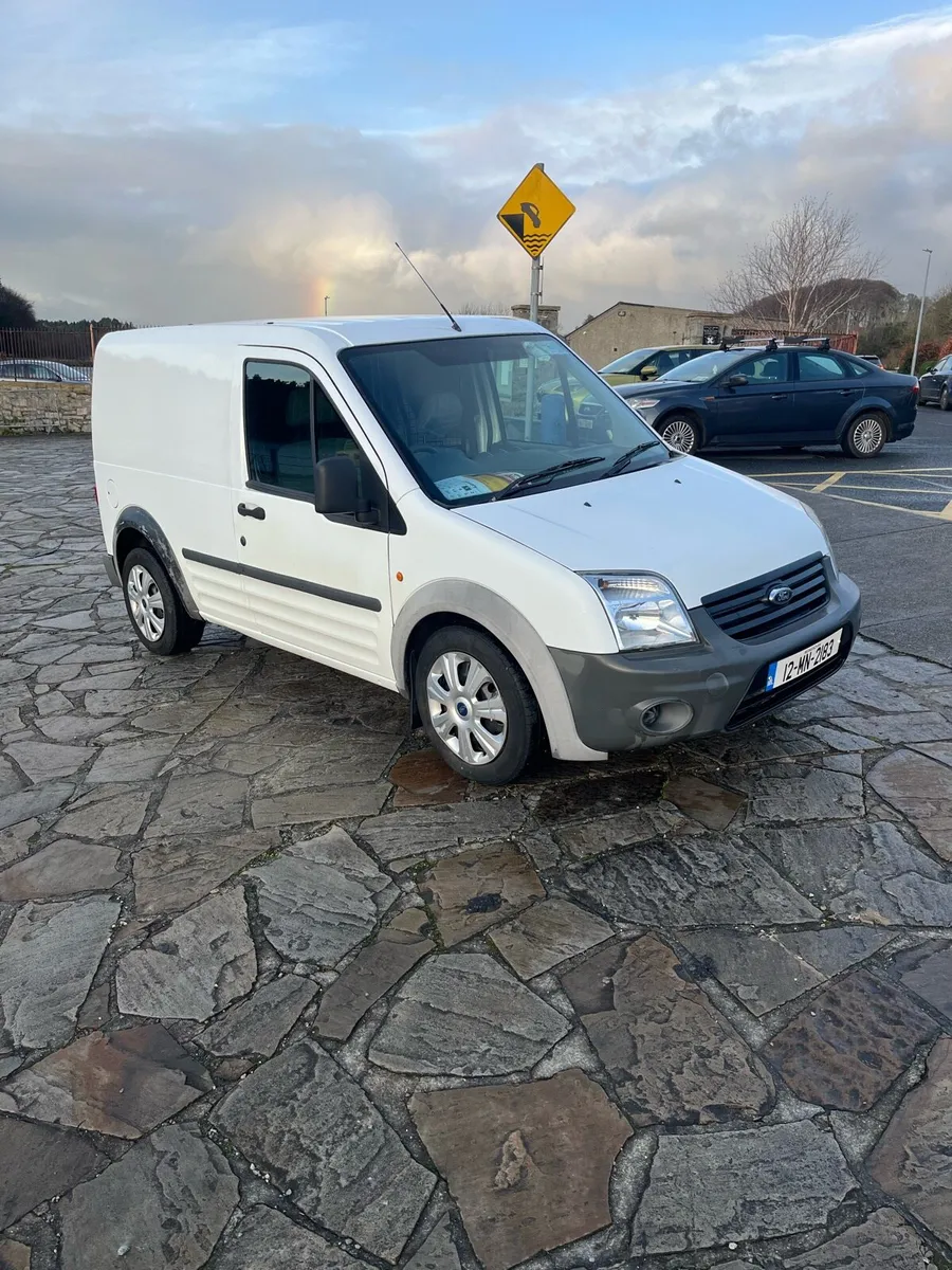 Ford transit connect - Image 2