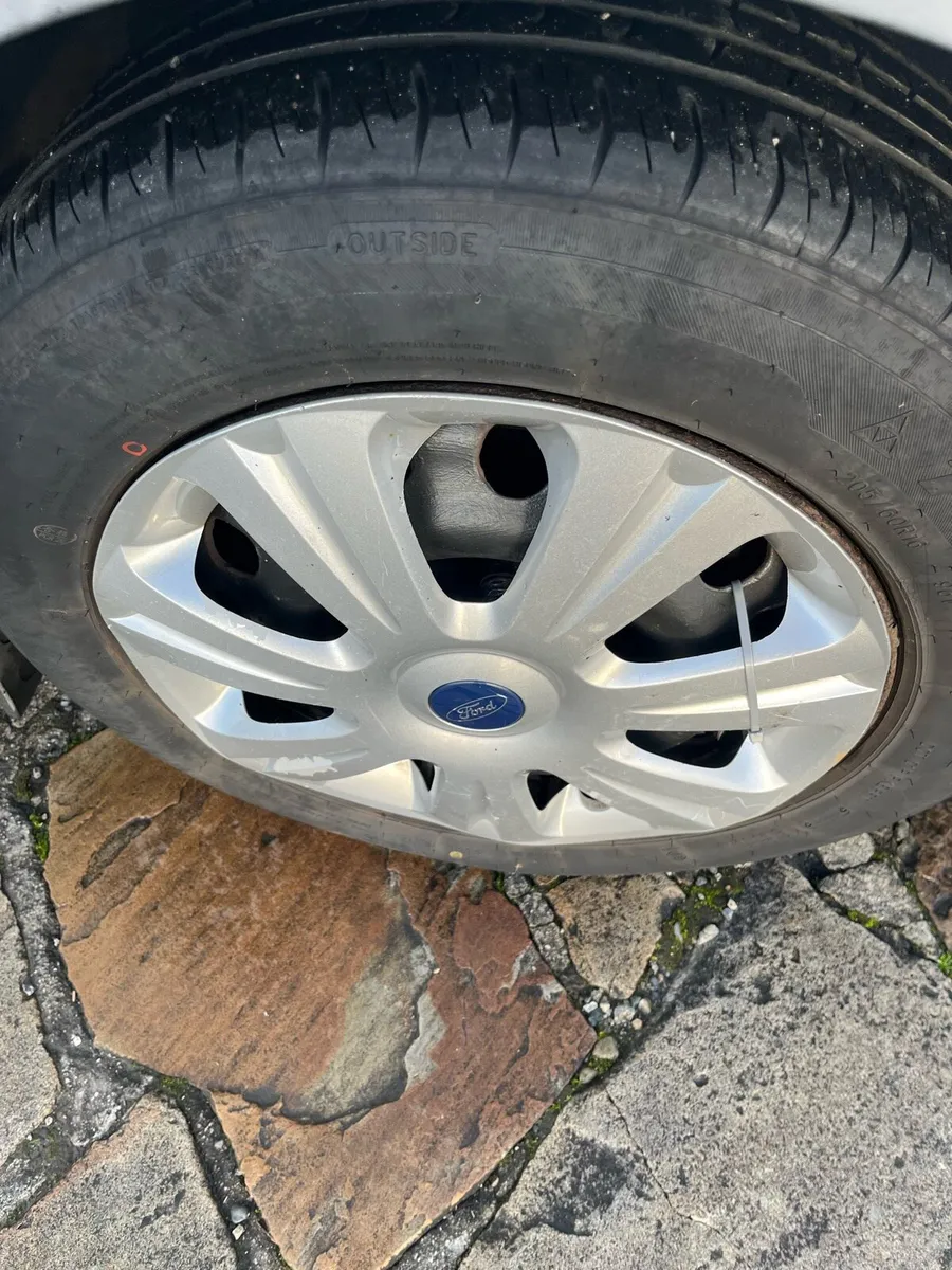 Ford transit connect - Image 3