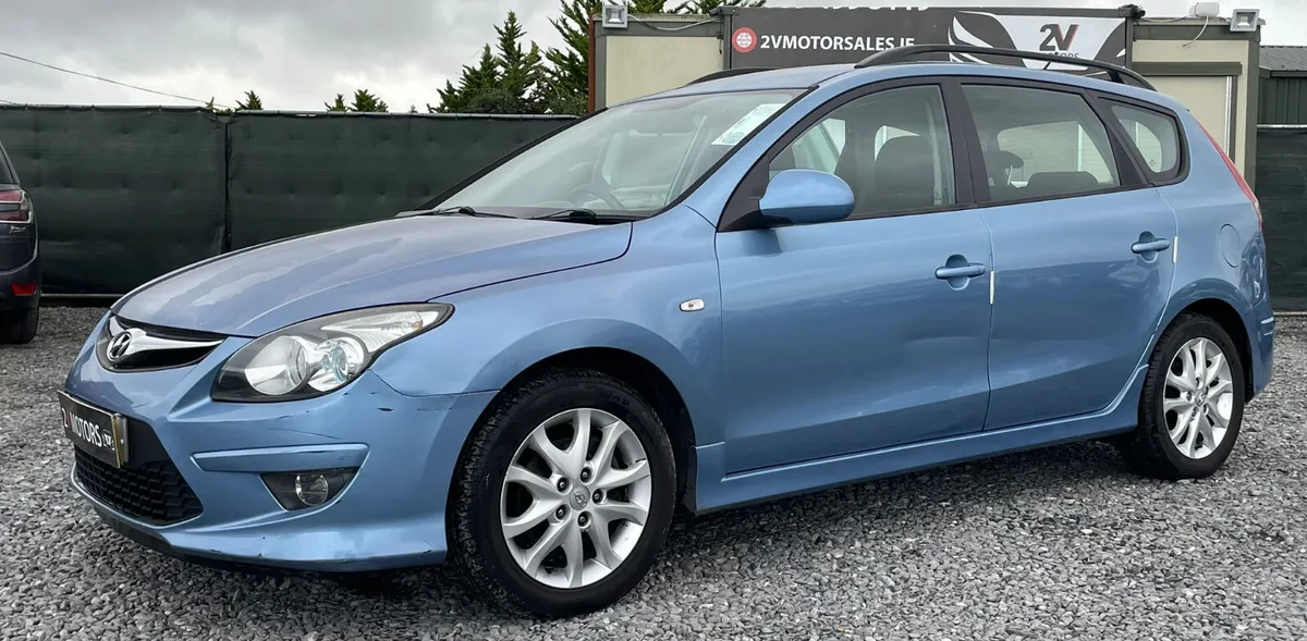 🔵 Hyundai i30 1.6 CRDI 115BHP - Image 2