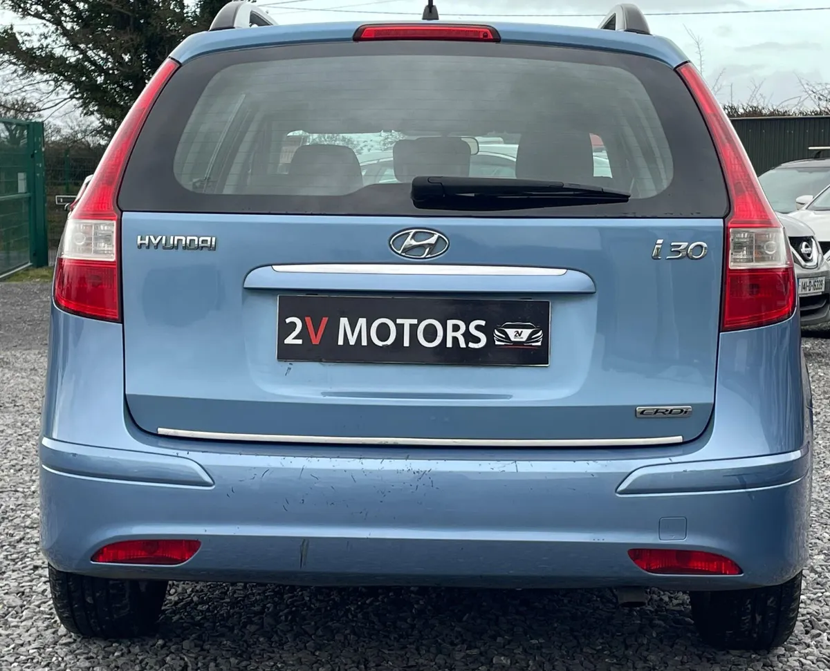 🔵 Hyundai i30 1.6 CRDI 115BHP - Image 4