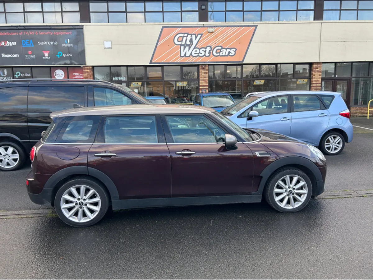 Mini Clubman 1.5 AUTOMATIC COOPER/ONLY 125KLMS WIT - Image 1