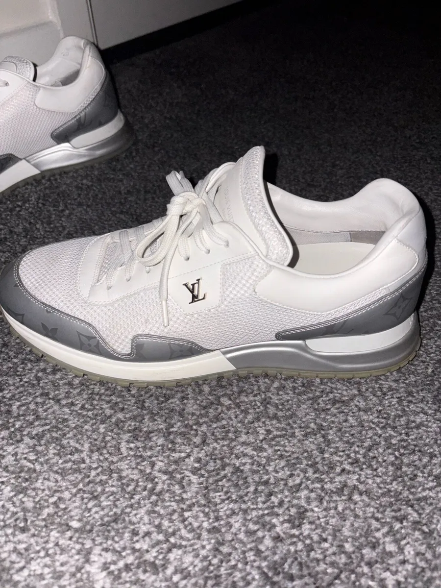 Louis Vuitton - Image 2