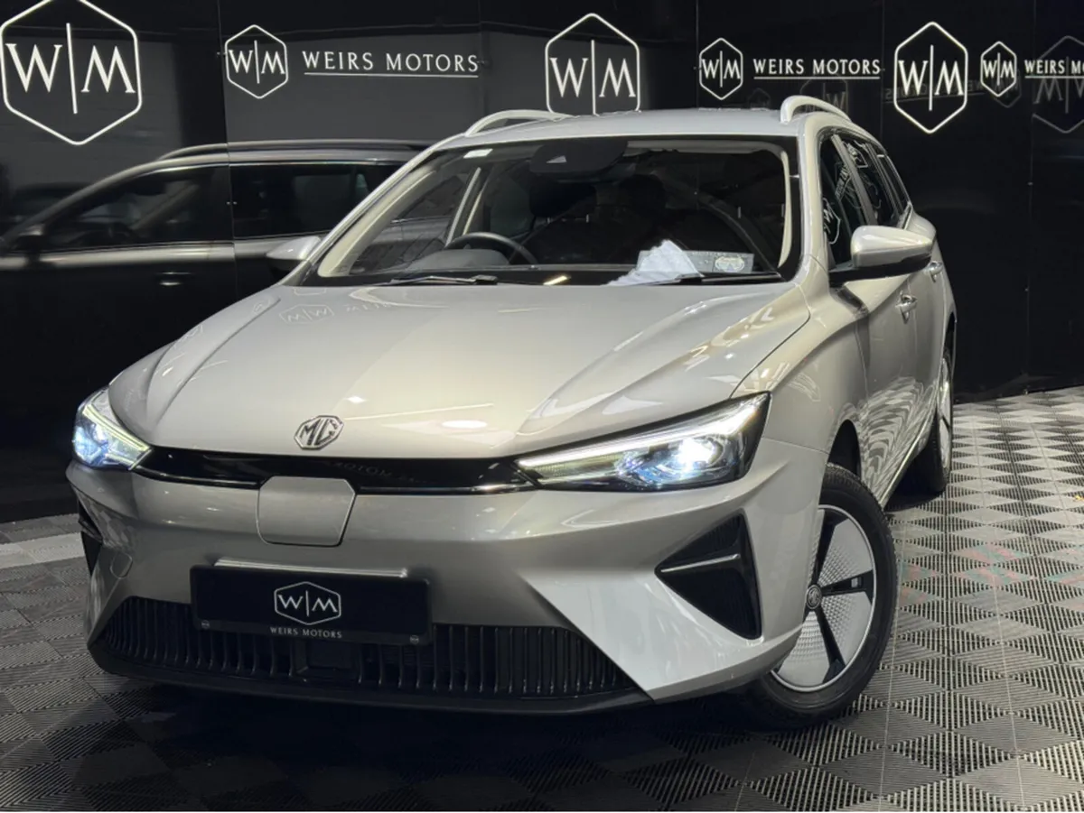 MG MG5 MG5 LONG RANGE - EXCITE 5DR AUTO - Image 3