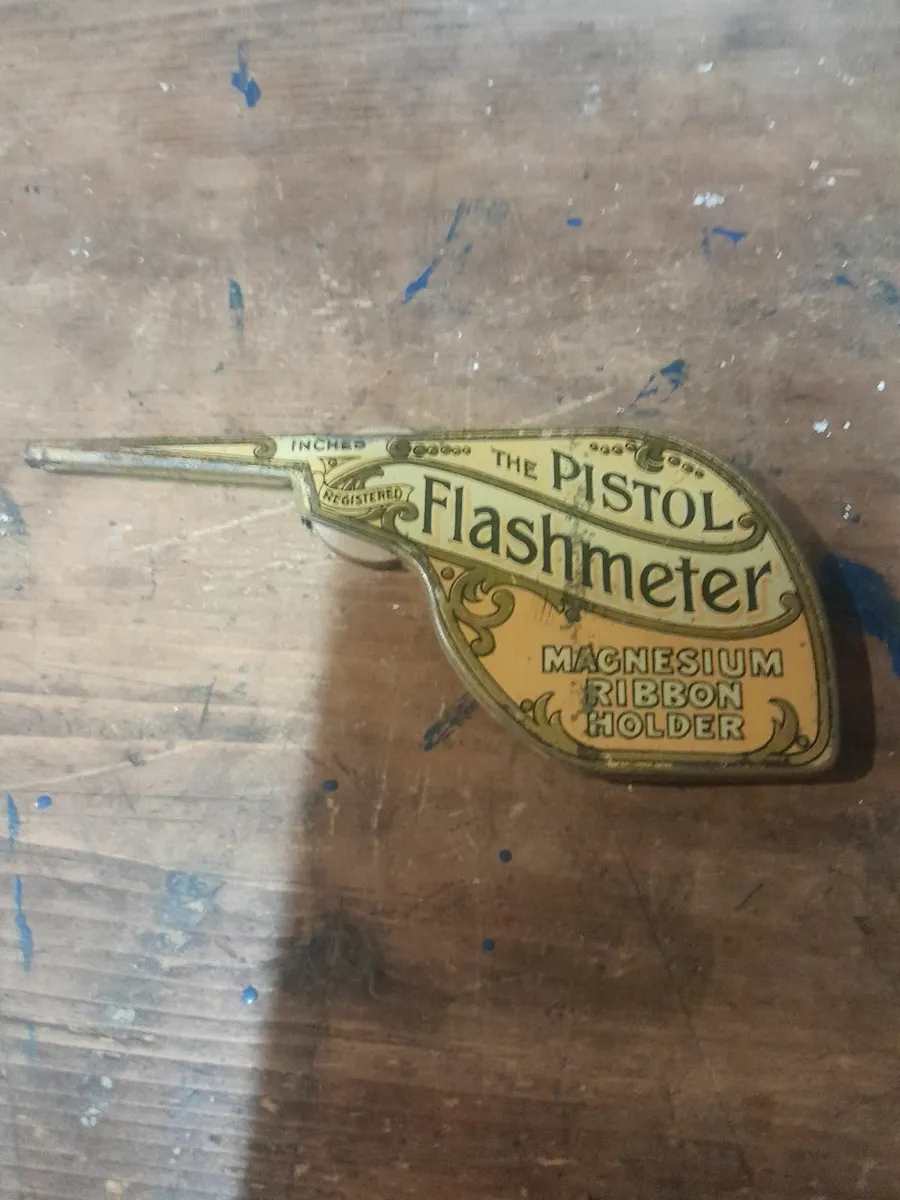 The pistol flashmeter magnesium ribbon holder - Image 1