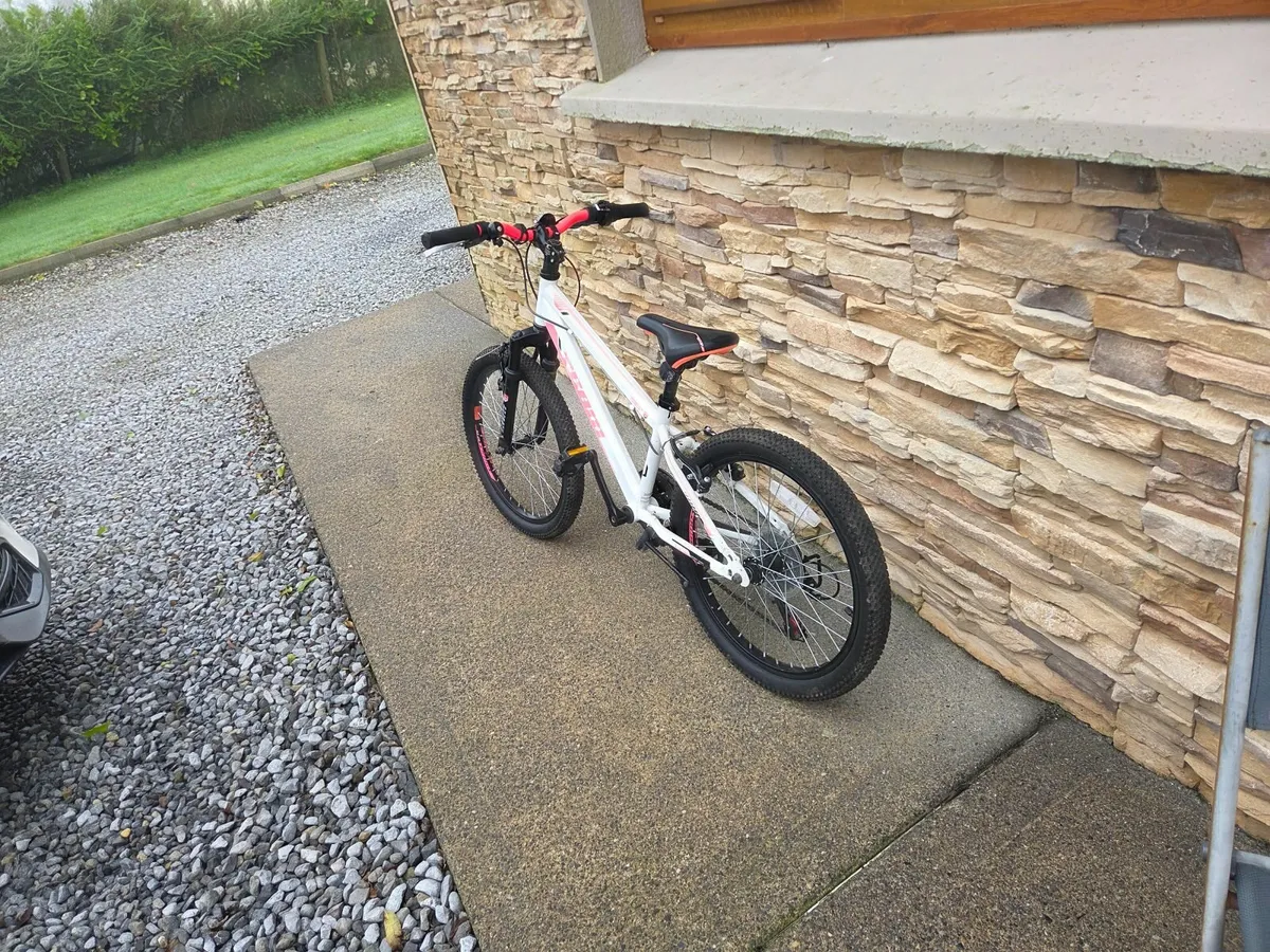 Kids bike - Image 4