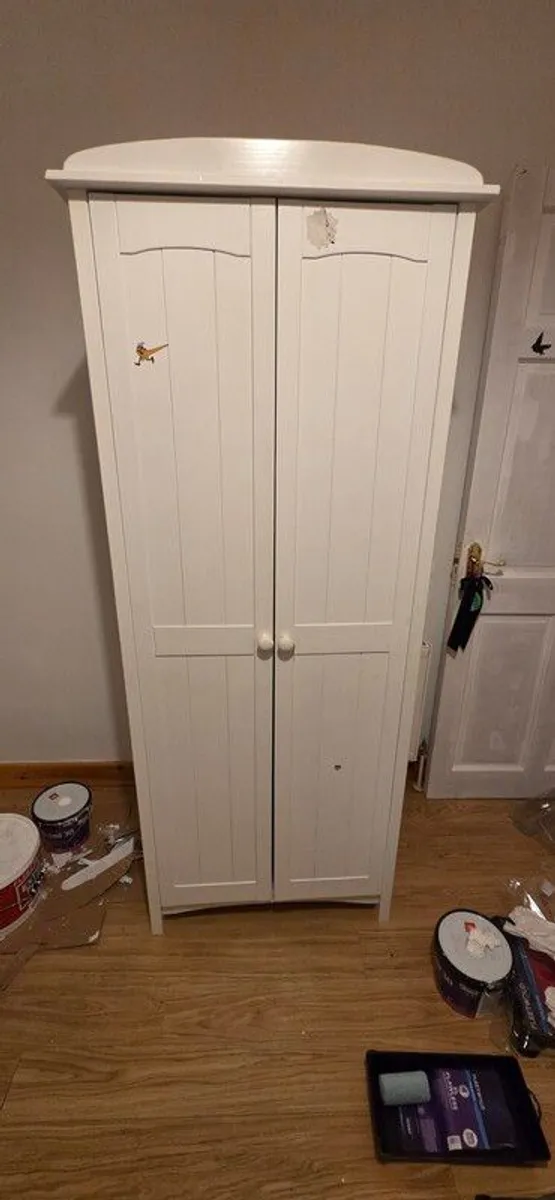 childrens wardrobe - Image 1