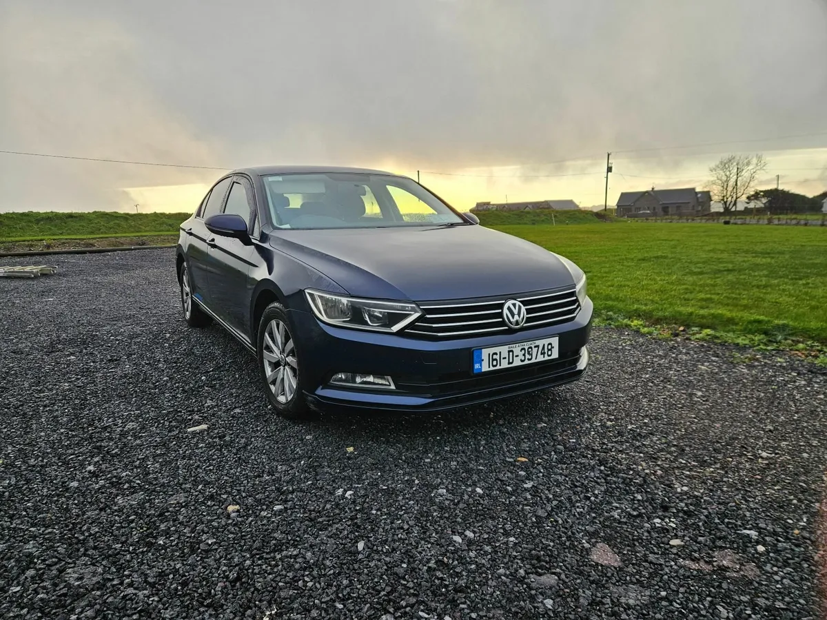 Volkswagen Passat 2016 - Image 1