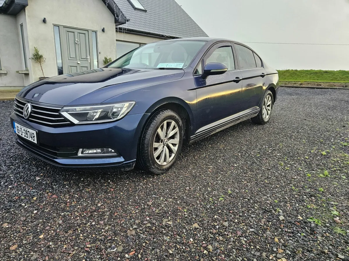 Volkswagen Passat 2016 - Image 3