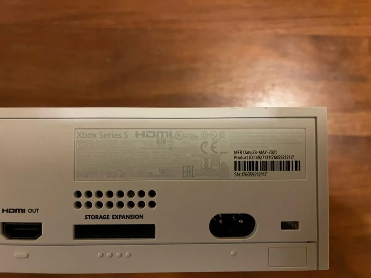 512 GB Xbox series s + T. Flight Hotas One flight controls - Image 4