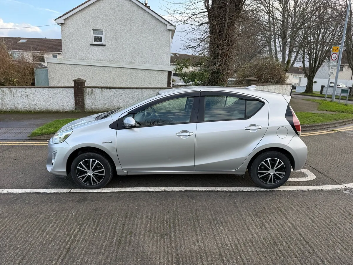 2015 Toyota Aqua Automatic 95000KM NCT and tax - Image 2