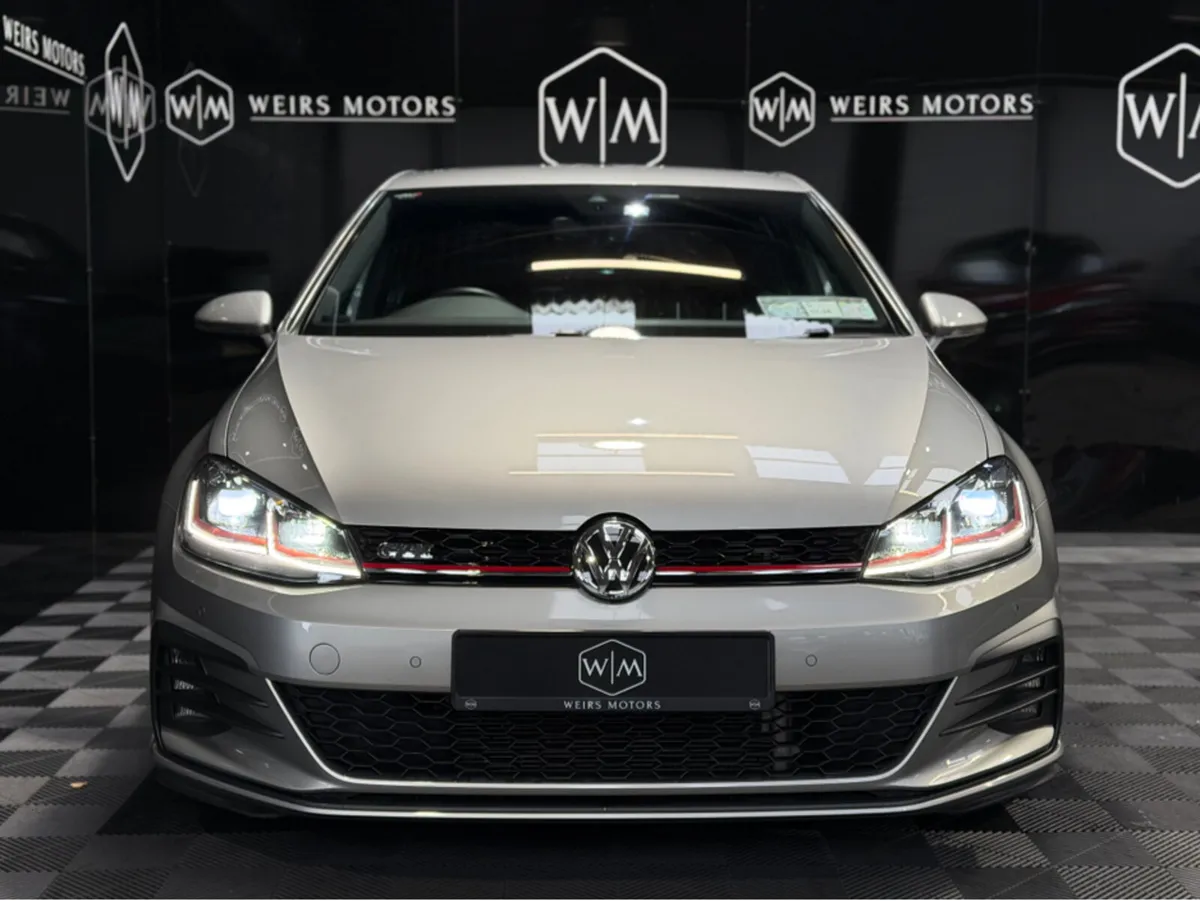 Volkswagen Golf GTI 2.0TSI AUTO 5DR 230BHP - Image 4