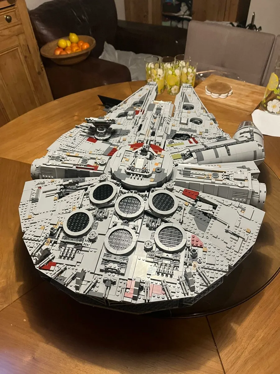 Star Wars Millennium Falcon - Image 4