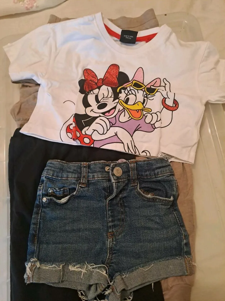 4 pc bundle 2 to 3 year old - Image 1