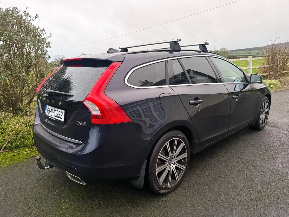 Volvo S60 AWD 2.4 Diesel - Image 4