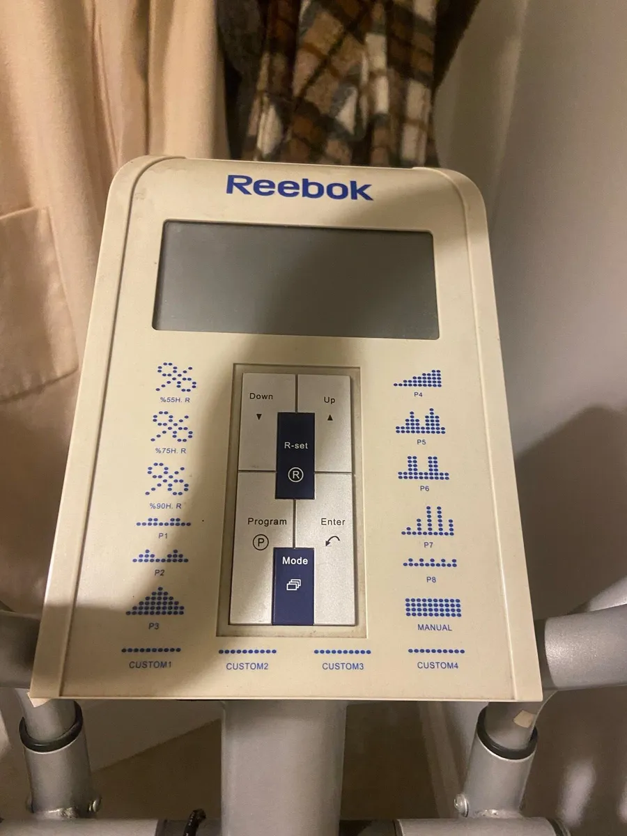 Reebok Fusion Cross Trainer, Model REV-10101 - Image 2