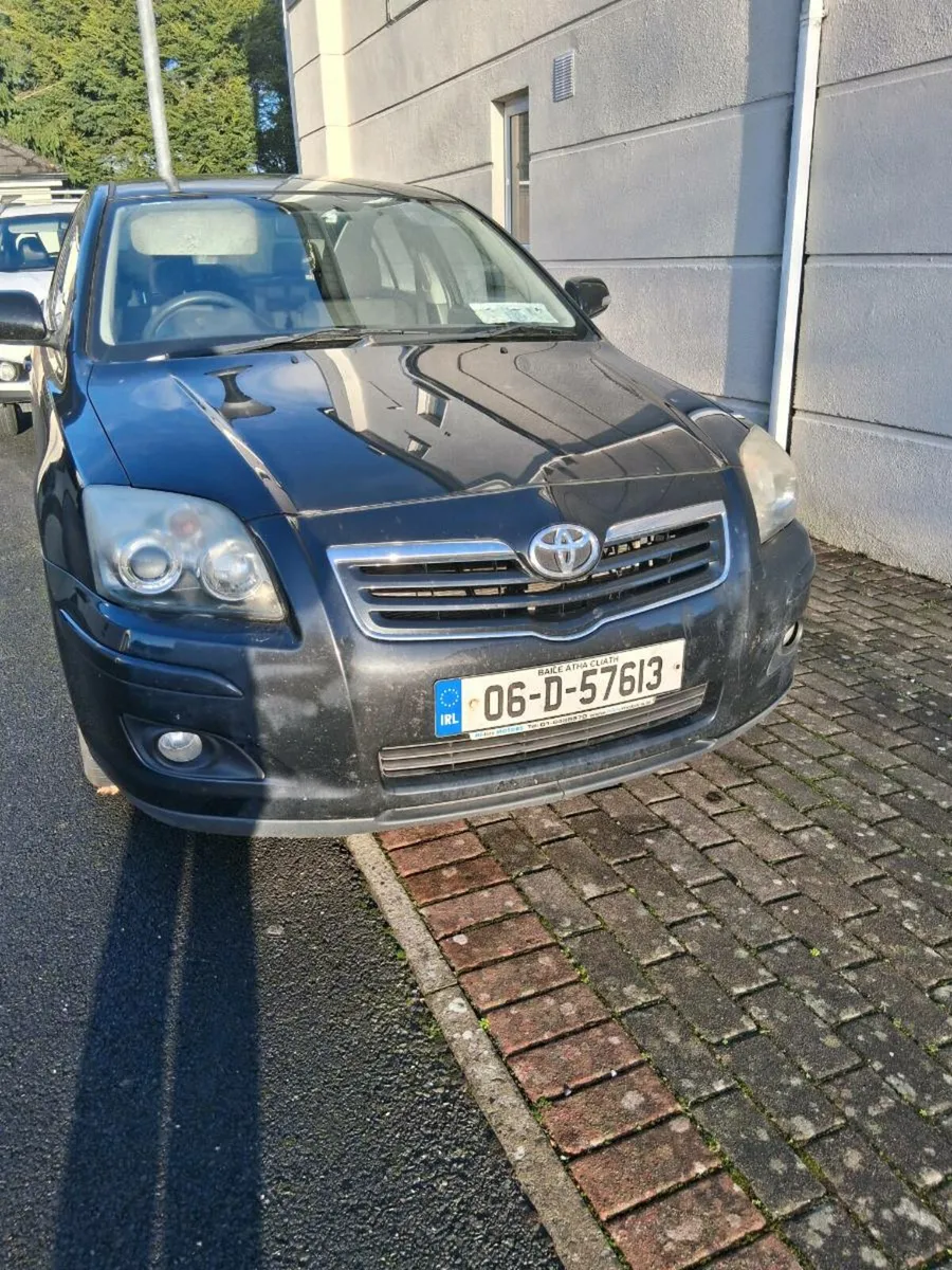 2006 Toyota Avensis - Image 1