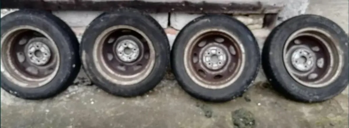 Set of 6 x Toyota Corolla E10 XLI E11 Steel Wheels - Image 2