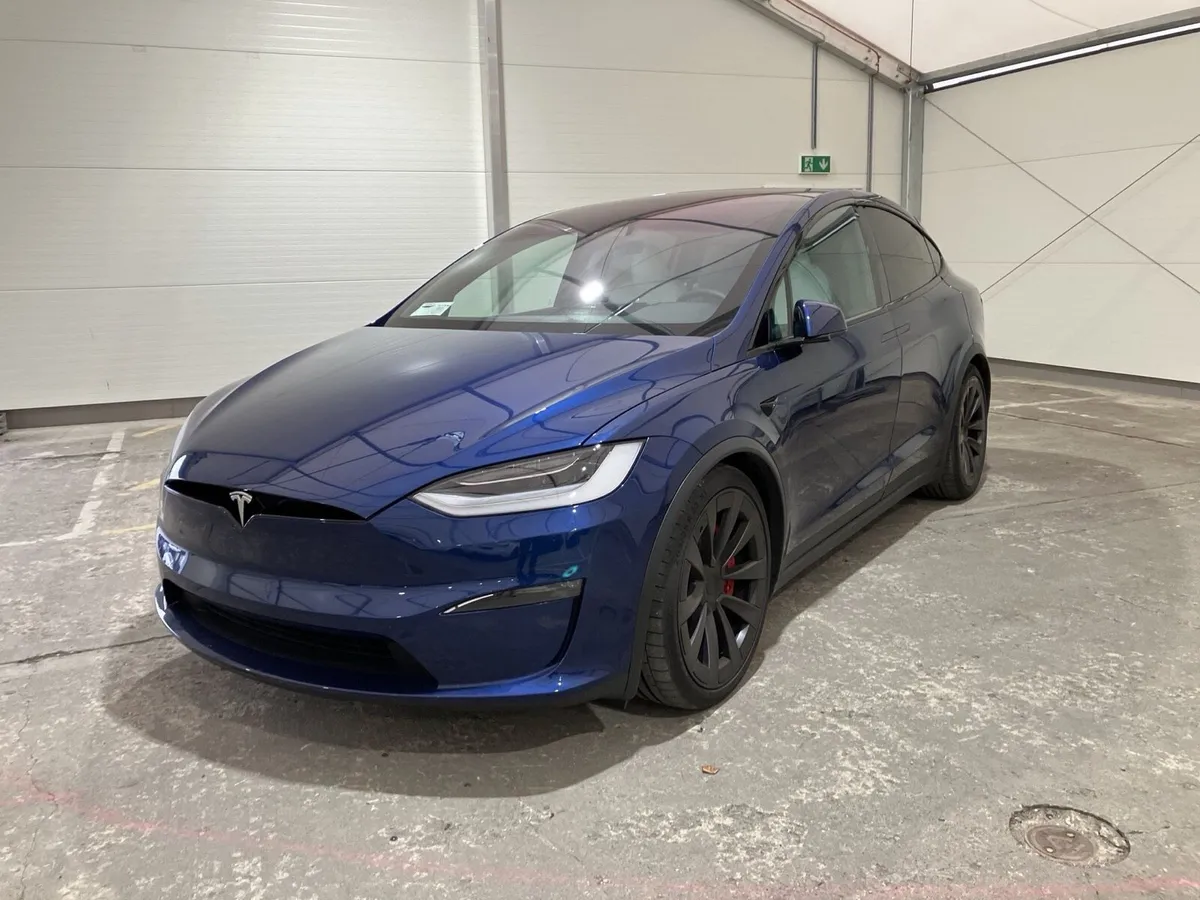 Tesla X Plaid- Left hand drive - Image 3