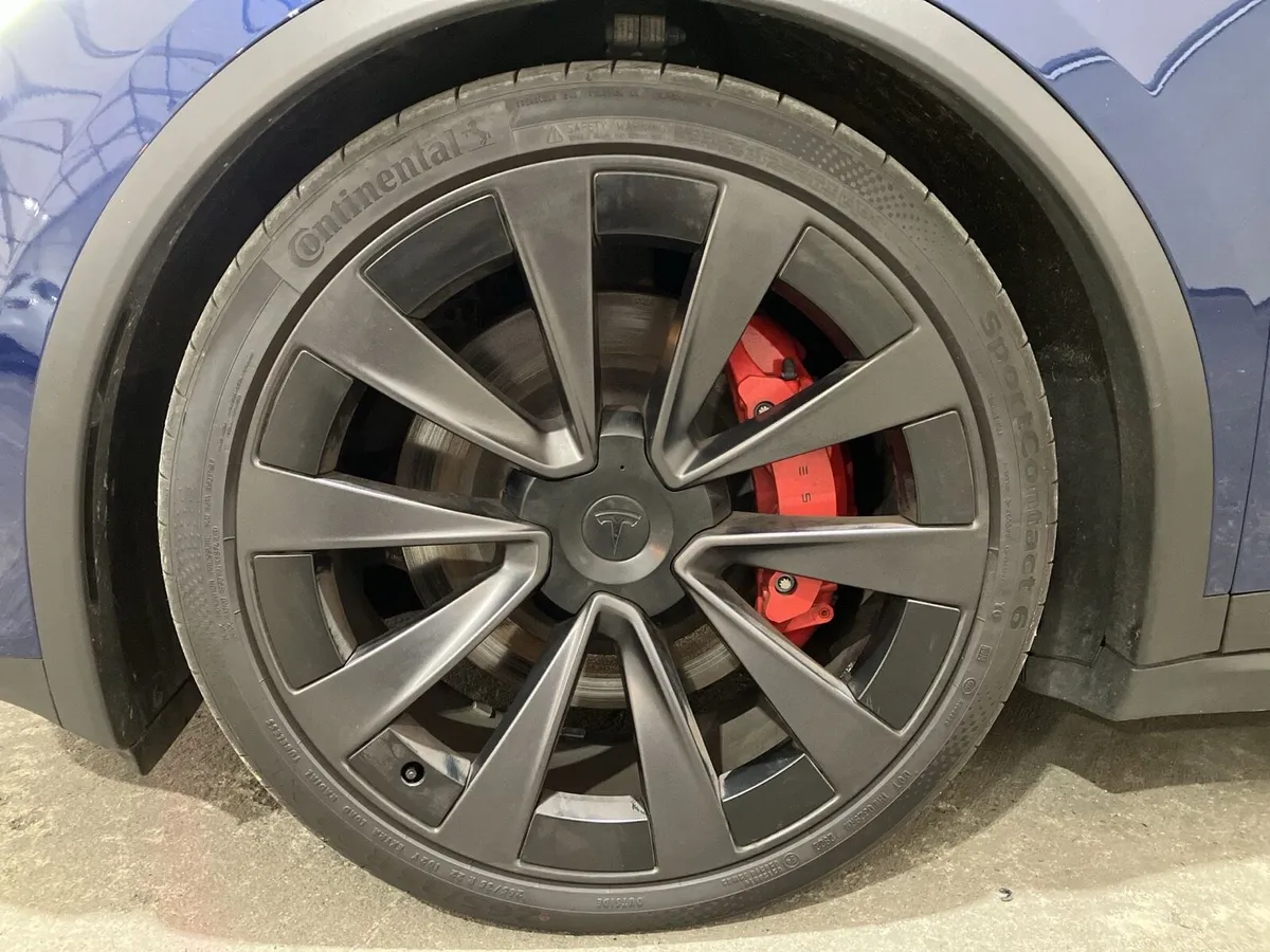 Tesla X Plaid- Left hand drive - Image 4