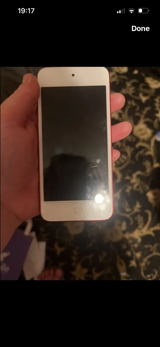 Red iPod 7th Gen - Image 4