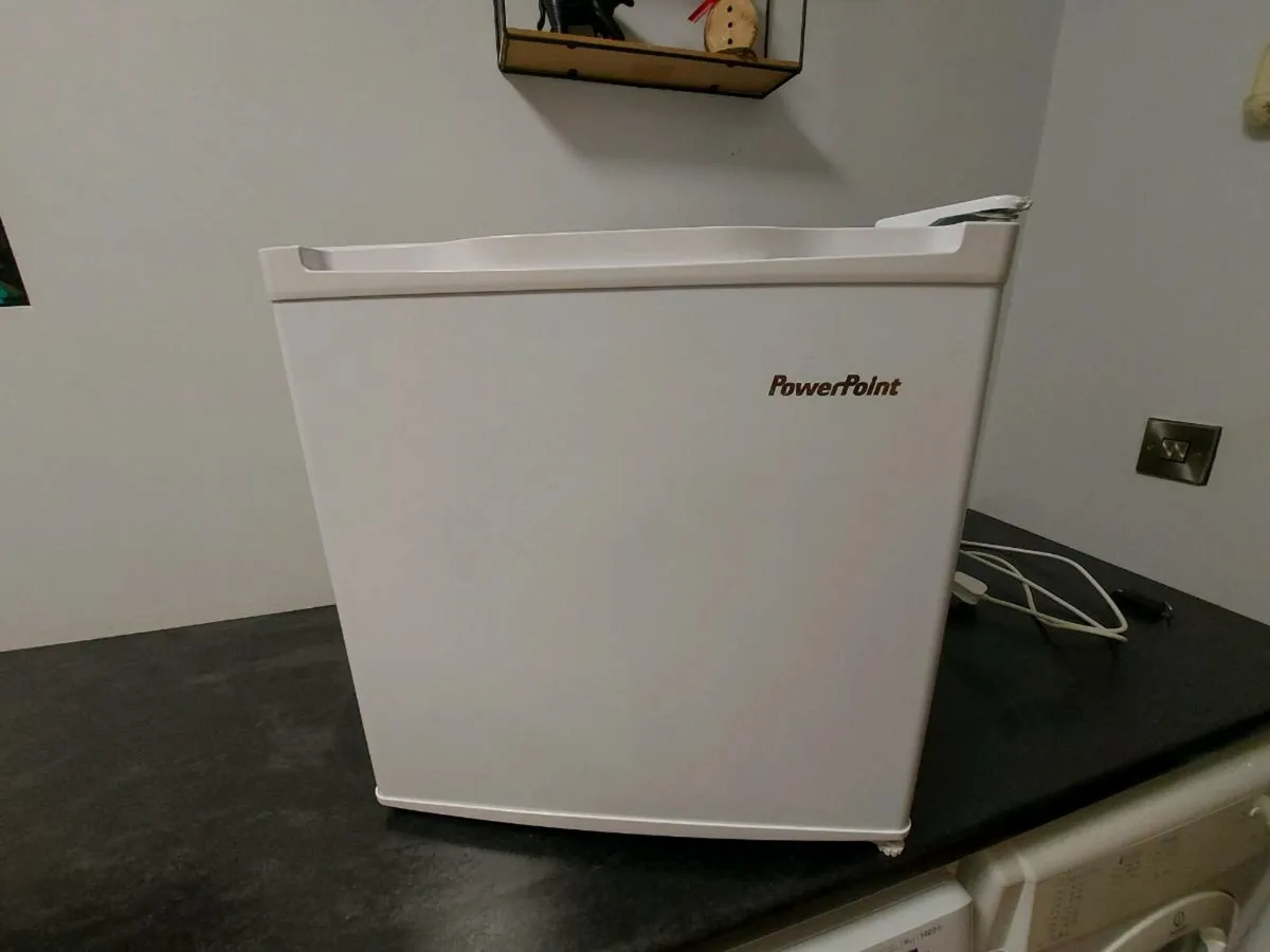 Counter Top Fridge - Image 3