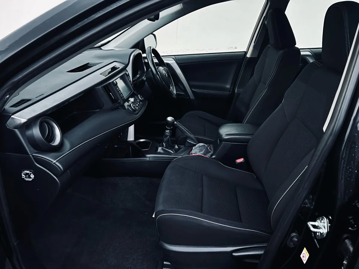 2016 TOYOTA RAV 4 2.0 D4D - Image 4