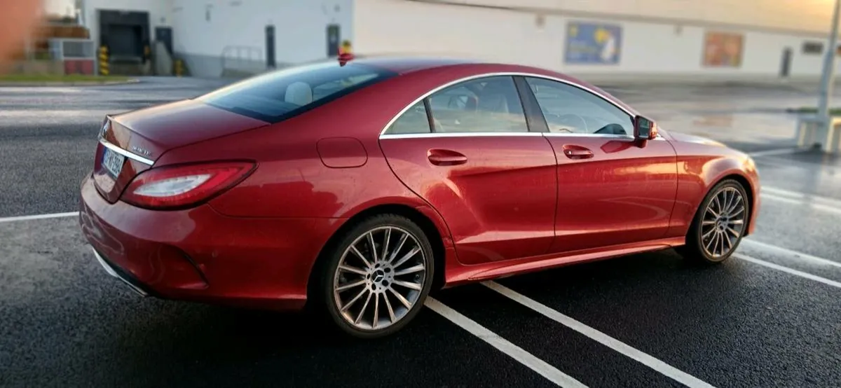 151 MERCEDES CLS B/TEC 220 AMG LINE PREM - Image 2