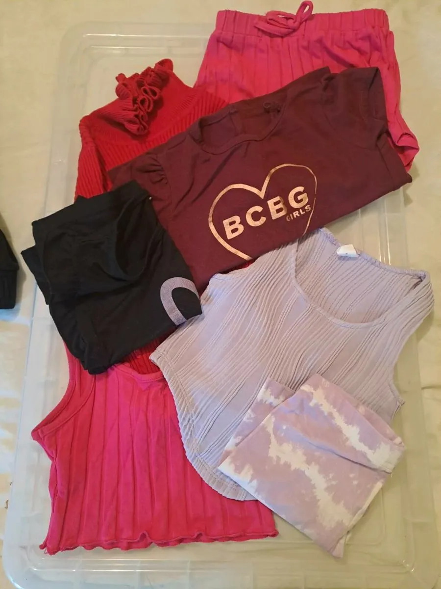 7 pc bundle 4 to 5 year old - Image 1