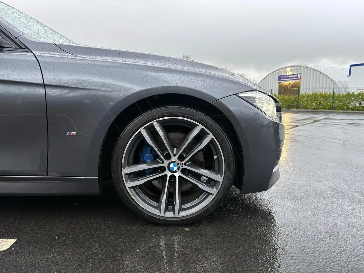330e M Sport - Image 3