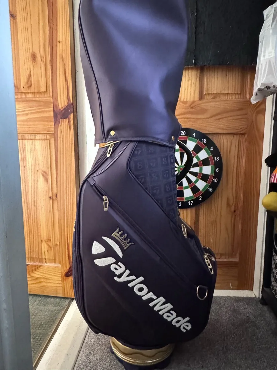 Titleist and Taylormade Golf Set - Image 1