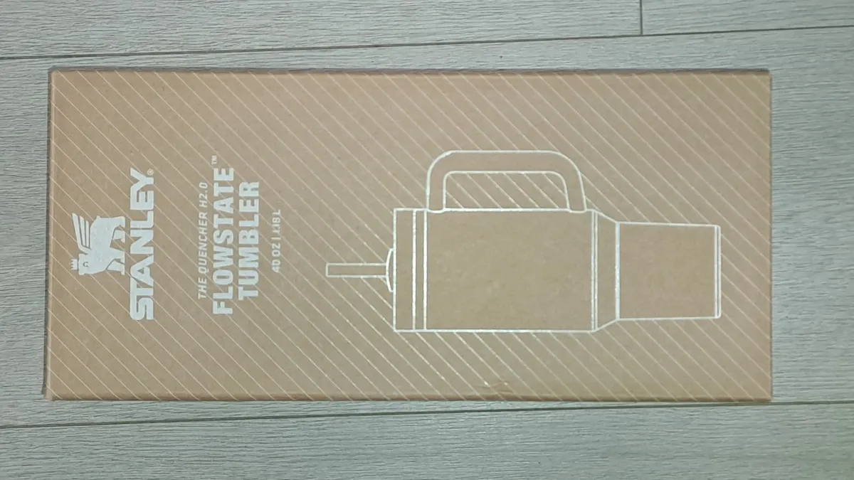 Stanley Cup - Image 3