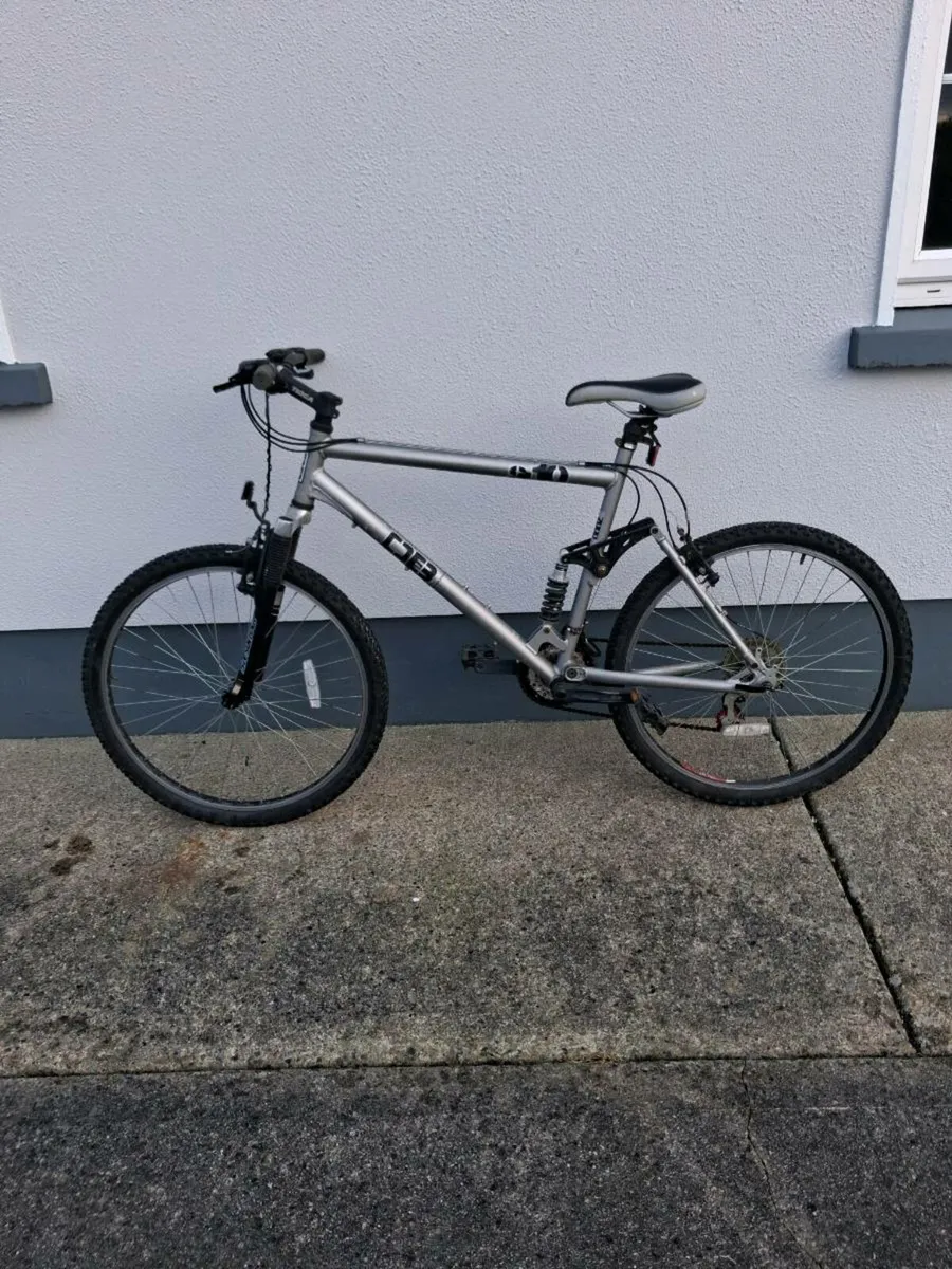 Girls & boys bicycle - Image 1