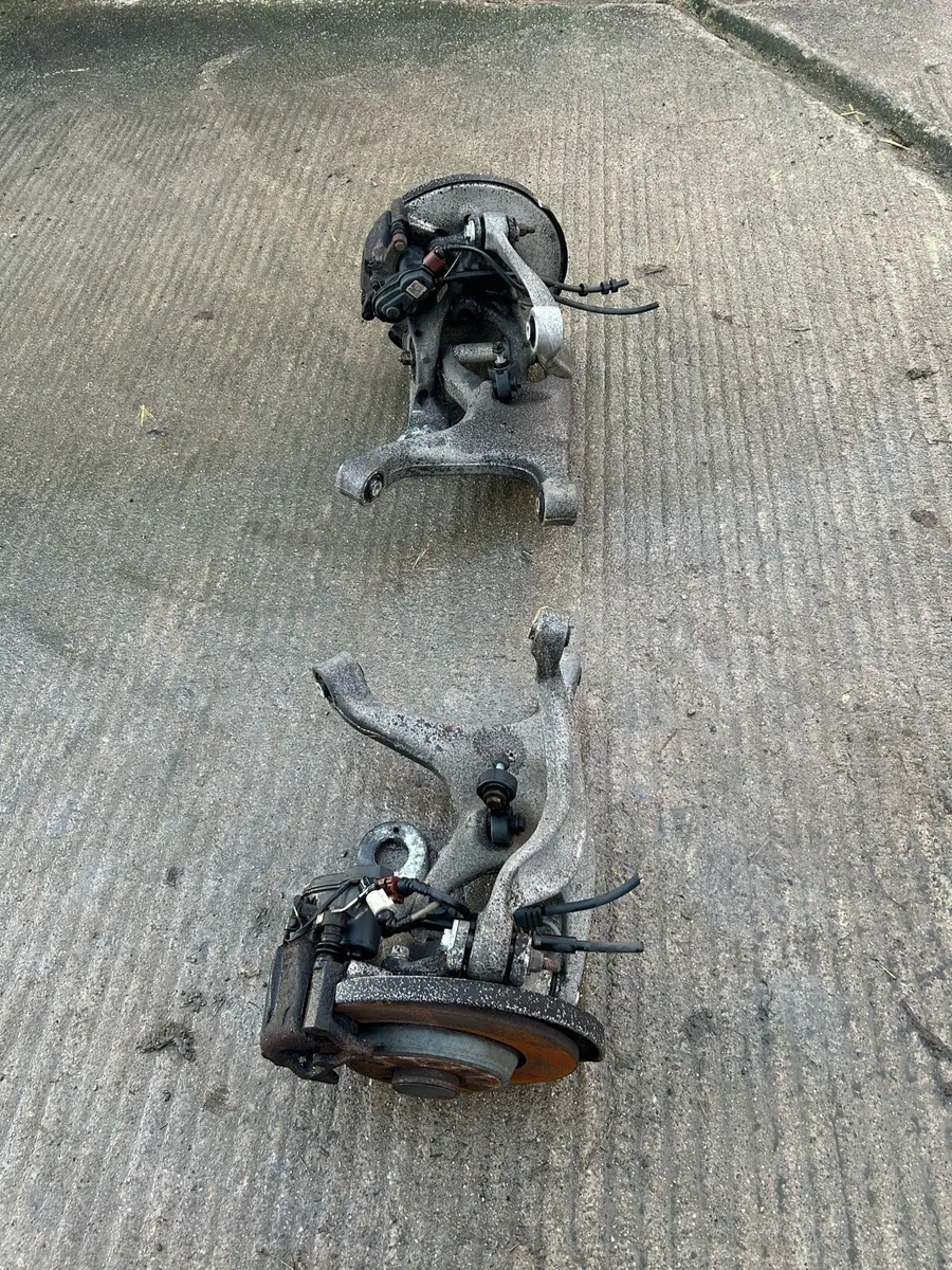 Audi A6 rear suspension/arms - Image 2