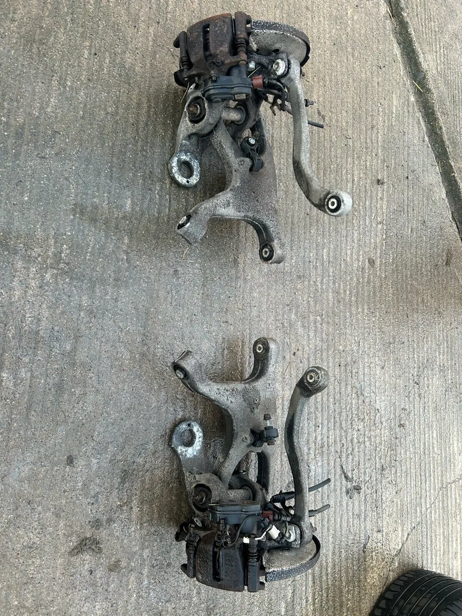 Audi A6 rear suspension/arms - Image 3