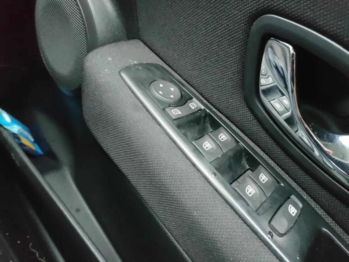 Renault Fluence Nct 26/02/27 €3950 - Image 2