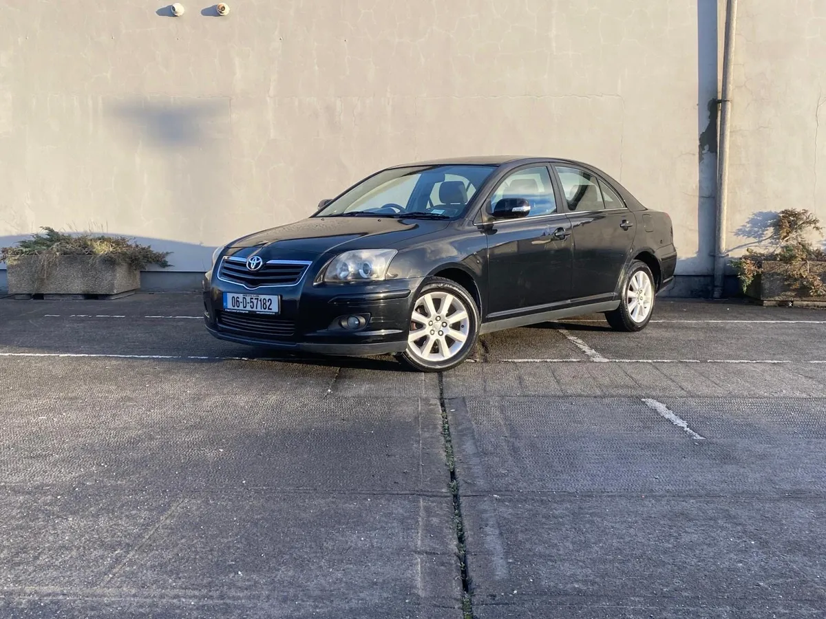 2006 Toyota Avensis - Image 2