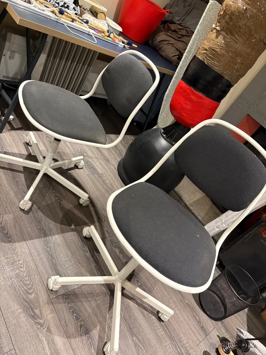 Desk Wheely Chairs - Image 3