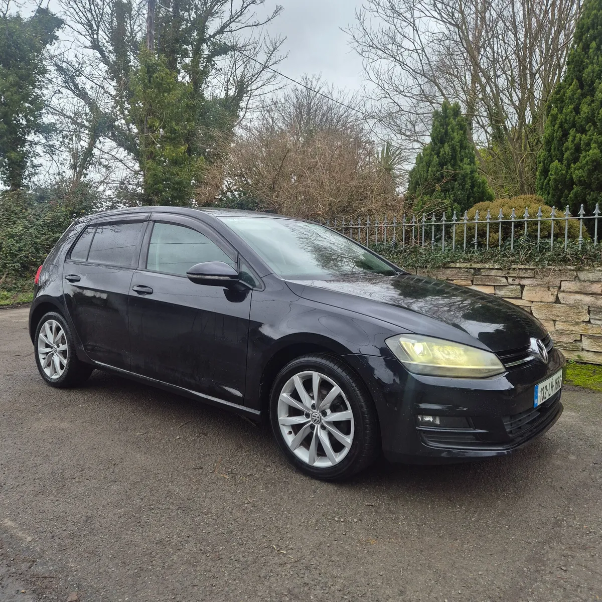 2013 Volkswagen Golf 1.4 tsi highline automatic - Image 1