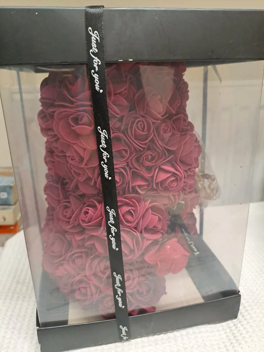 Red Rose Bear Gift Boxed New - Image 2