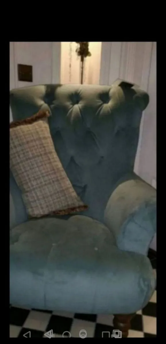 **CLEARANCE** Stunning Brand New A&J Armchair - Image 2