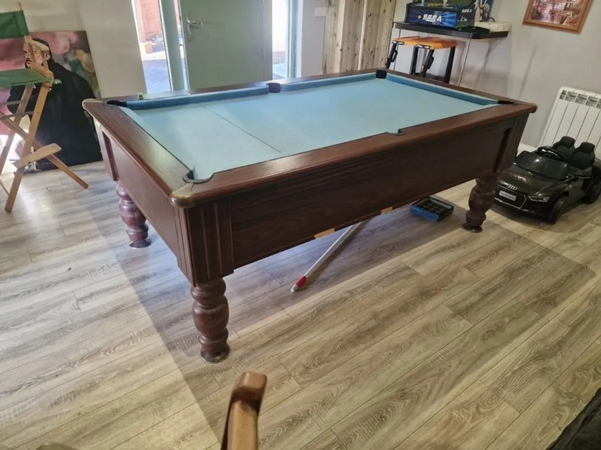 Pool table - Image 4