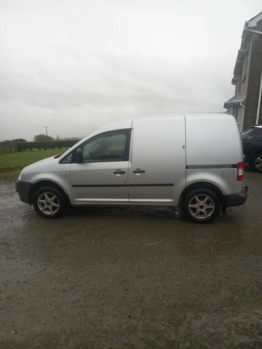 Volkswagen Caddy 2008 - Image 1