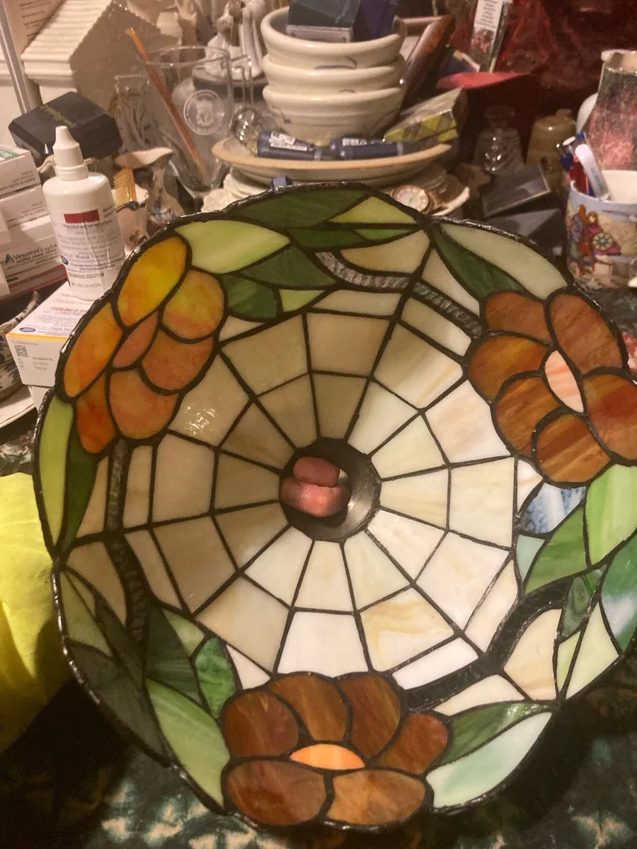 Tiffany style ceiling light shades free postage - Image 2