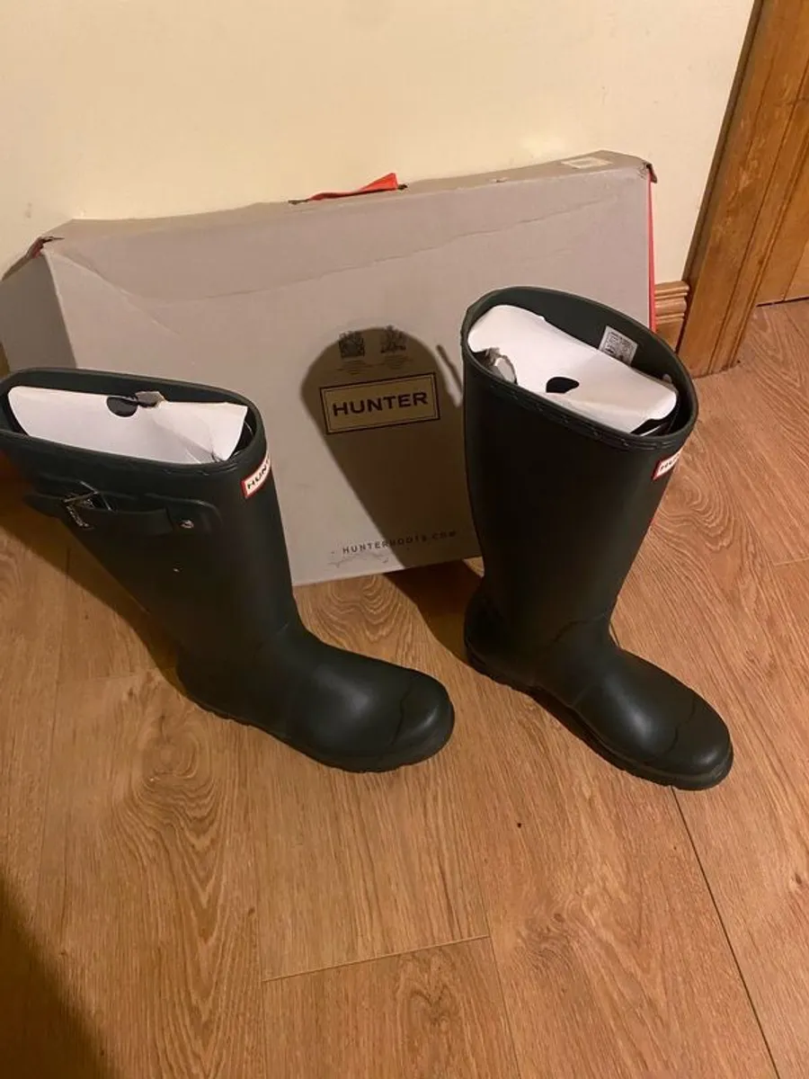 New Hunter wellington's size 7 - Image 1